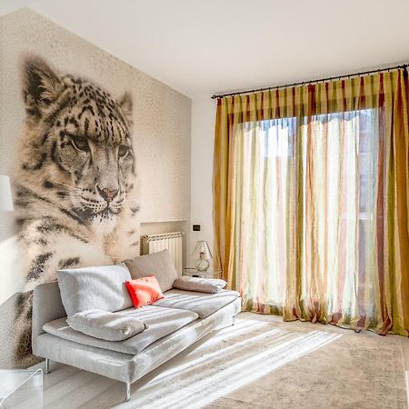 Апартаменты Bright Loft - Free Private Parking Милан Экстерьер фото
