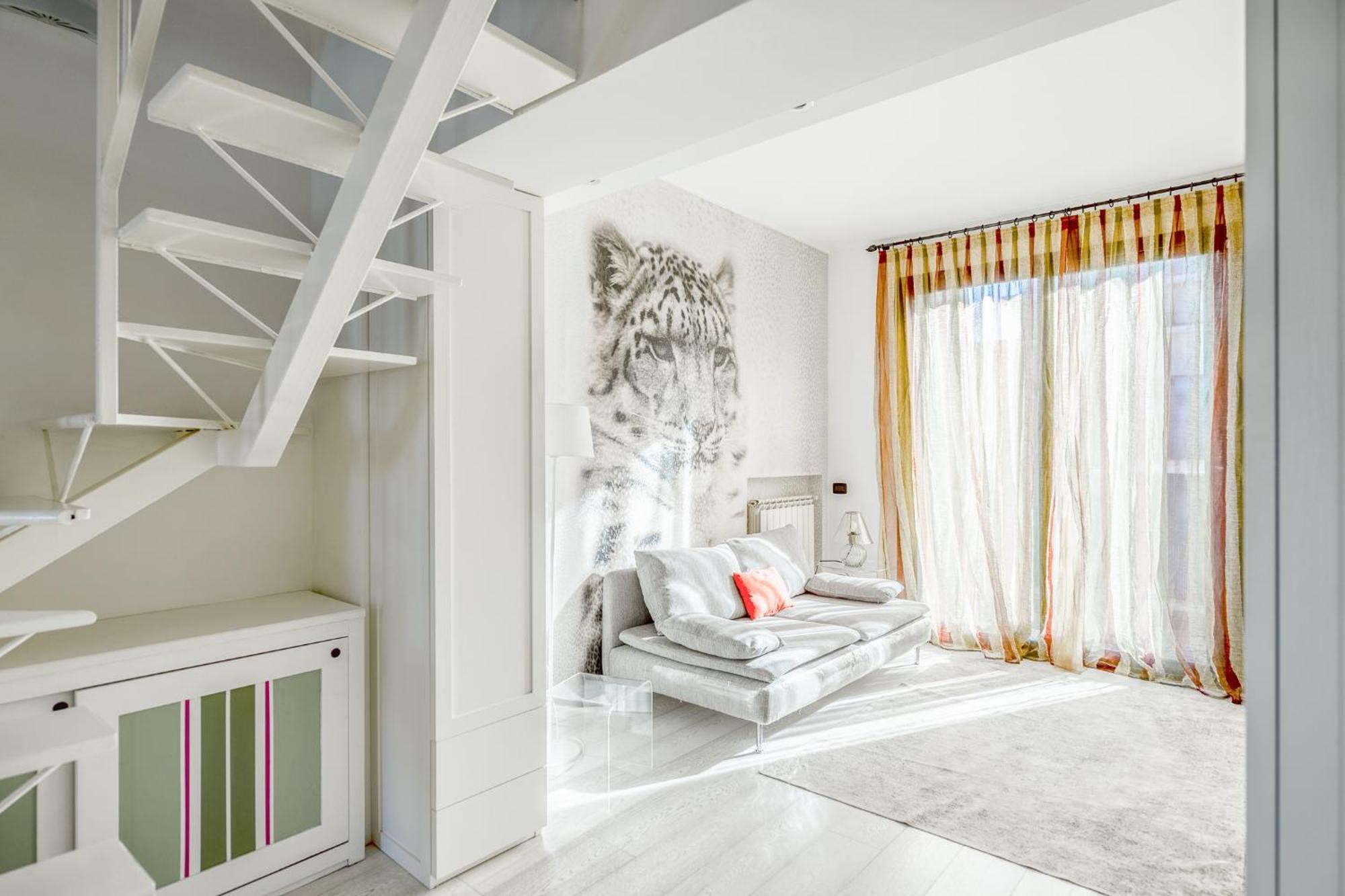 Апартаменты Bright Loft - Free Private Parking Милан Экстерьер фото