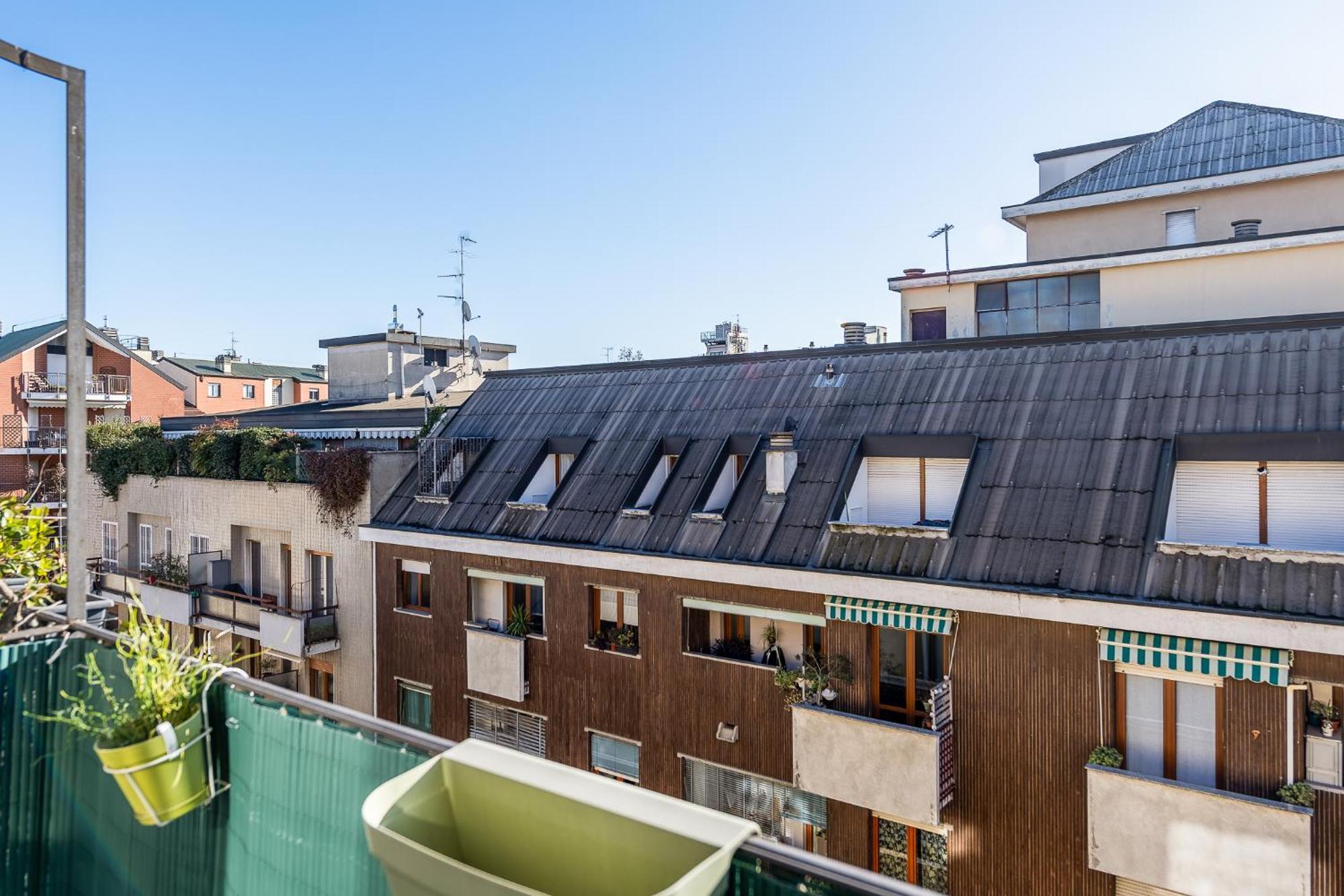 Апартаменты Bright Loft - Free Private Parking Милан Экстерьер фото