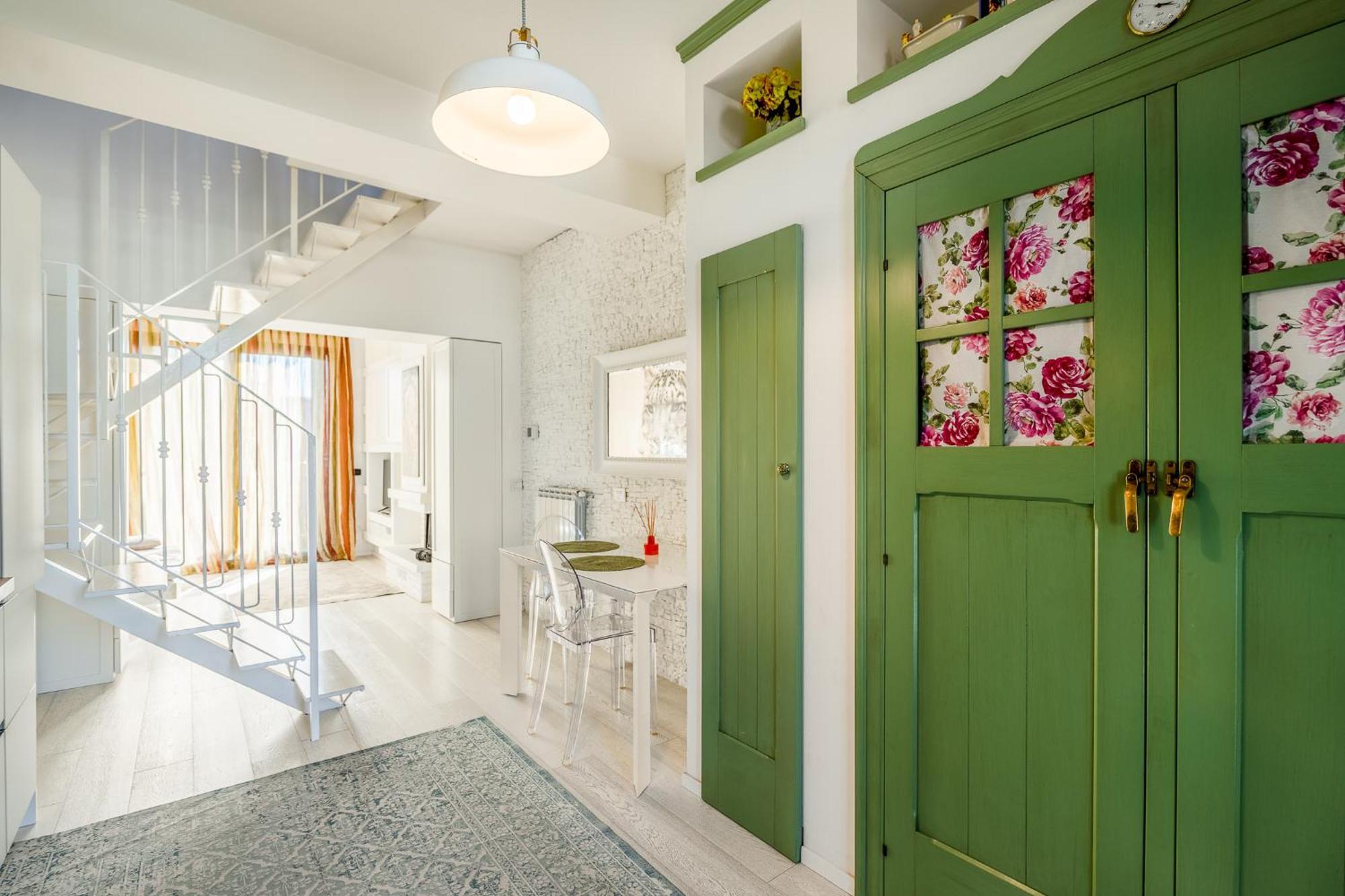 Апартаменты Bright Loft - Free Private Parking Милан Экстерьер фото